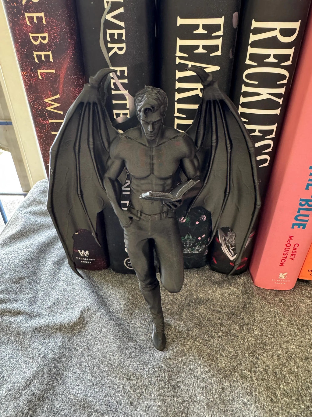 ACOTAR Rhysand bookshelf leaner decor